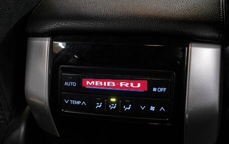 Toyota Land Cruiser Prado 150 рестайлинг 2, 2020 год, 6 198 000 рублей, 21 фотография