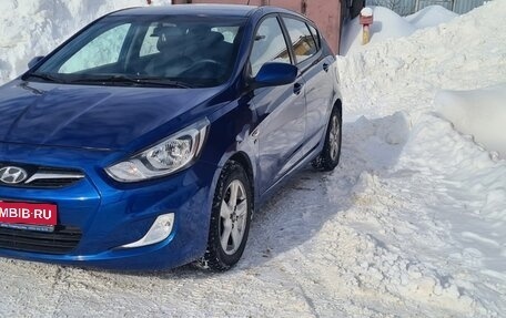 Hyundai Solaris II рестайлинг, 2013 год, 680 000 рублей, 9 фотография