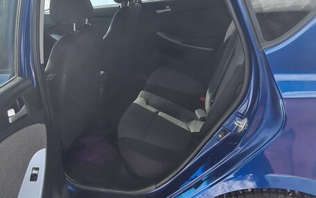 Hyundai Solaris II рестайлинг, 2013 год, 680 000 рублей, 12 фотография