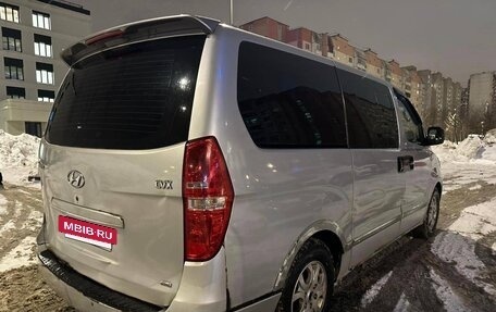 Hyundai Grand Starex Grand Starex I рестайлинг 2, 2008 год, 760 000 рублей, 2 фотография