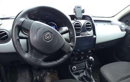 Renault Duster I рестайлинг, 2016 год, 890 000 рублей, 5 фотография