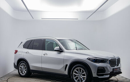 BMW X5, 2019 год, 6 800 000 рублей, 3 фотография