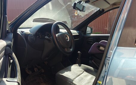 Renault Logan I, 2011 год, 600 000 рублей, 4 фотография