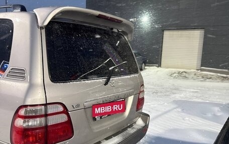 Toyota Land Cruiser 100 рестайлинг 2, 2004 год, 1 500 000 рублей, 10 фотография