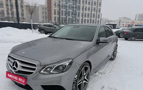 Mercedes-Benz E-Класс, 2014 год, 2 300 000 рублей, 3 фотография