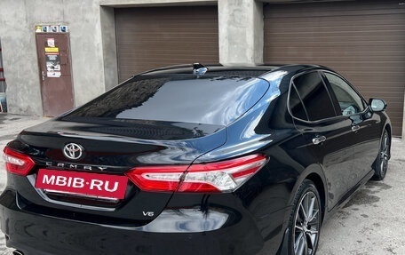 Toyota Camry, 2023 год, 3 390 000 рублей, 16 фотография