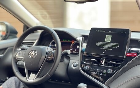 Toyota Camry, 2023 год, 3 390 000 рублей, 9 фотография