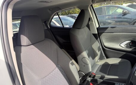 Toyota Yaris Cross, 2020 год, 1 820 000 рублей, 9 фотография