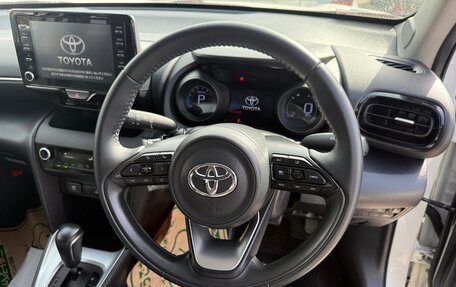 Toyota Yaris Cross, 2020 год, 1 820 000 рублей, 8 фотография