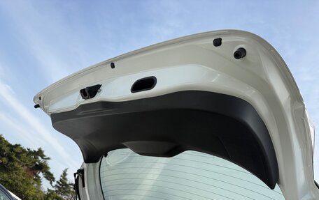 Toyota Yaris Cross, 2020 год, 1 820 000 рублей, 22 фотография