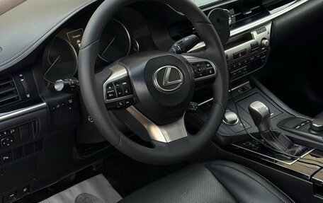 Lexus ES VII, 2017 год, 2 800 000 рублей, 20 фотография