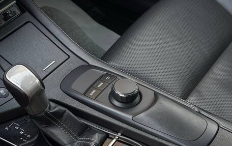 Lexus ES VII, 2017 год, 2 800 000 рублей, 24 фотография