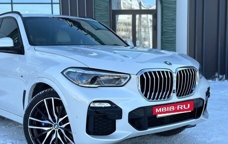 BMW X5, 2019 год, 5 890 000 рублей, 2 фотография