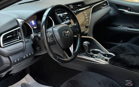 Toyota Camry, 2019 год, 2 900 000 рублей, 7 фотография