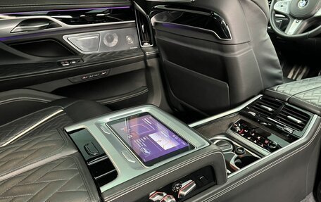 BMW 7 серия, 2019 год, 7 895 000 рублей, 18 фотография