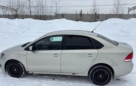 Volkswagen Polo VI (EU Market), 2010 год, 650 000 рублей, 14 фотография