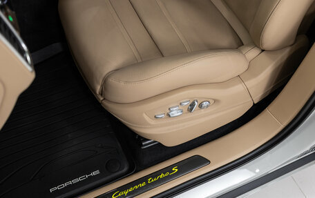 Porsche Cayenne III, 2020 год, 13 990 000 рублей, 13 фотография