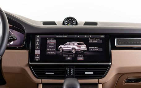 Porsche Cayenne III, 2020 год, 13 990 000 рублей, 29 фотография