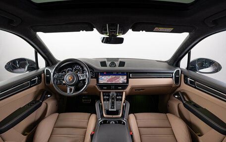 Porsche Cayenne III, 2020 год, 13 990 000 рублей, 37 фотография