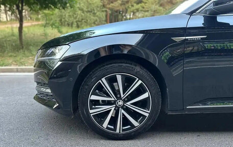 Skoda Superb III рестайлинг, 2022 год, 1 818 017 рублей, 7 фотография