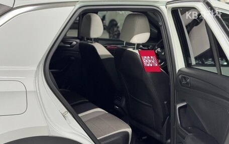 Volkswagen T-Roc I, 2021 год, 1 790 099 рублей, 13 фотография