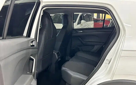 Volkswagen T-Cross I, 2023 год, 1 560 000 рублей, 8 фотография