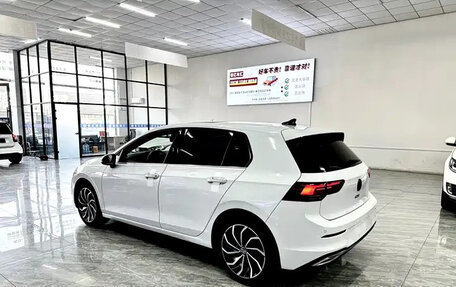 Volkswagen Golf VIII, 2021 год, 1 385 055 рублей, 2 фотография