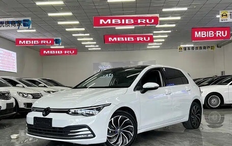 Volkswagen Golf VIII, 2021 год, 1 385 055 рублей, 1 фотография