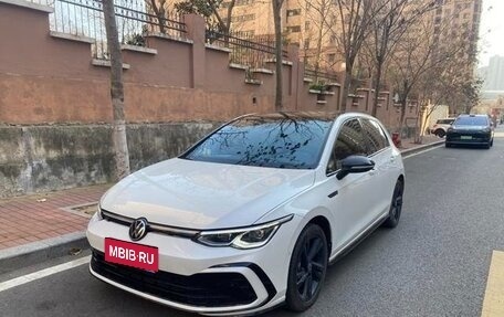 Volkswagen Golf VIII, 2022 год, 1 687 000 рублей, 1 фотография