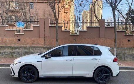 Volkswagen Golf VIII, 2022 год, 1 687 000 рублей, 4 фотография