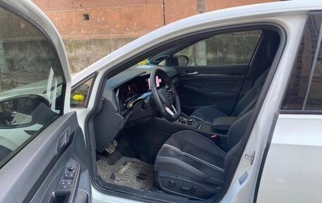 Volkswagen Golf VIII, 2022 год, 1 687 000 рублей, 12 фотография