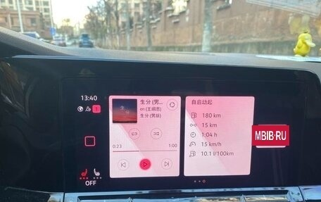 Volkswagen Golf VIII, 2022 год, 1 687 000 рублей, 21 фотография