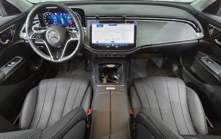 Mercedes-Benz E-Класс, 2024 год, 5 450 000 рублей, 5 фотография