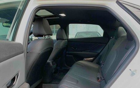 Hyundai Elantra, 2022 год, 1 300 000 рублей, 9 фотография