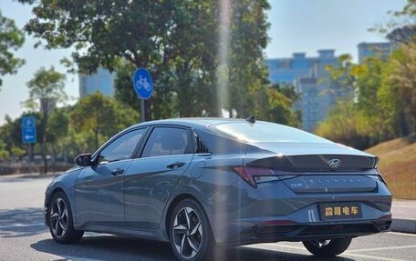 Hyundai Elantra, 2022 год, 1 295 000 рублей, 4 фотография