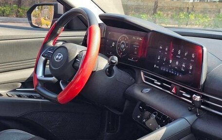 Hyundai Elantra, 2022 год, 1 295 000 рублей, 9 фотография