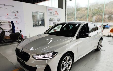 BMW 1 серия, 2023 год, 1 518 000 рублей, 1 фотография