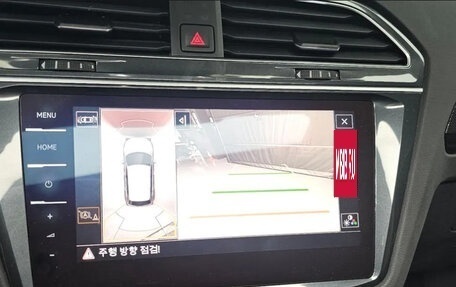 Volkswagen Tiguan II, 2021 год, 3 775 000 рублей, 9 фотография