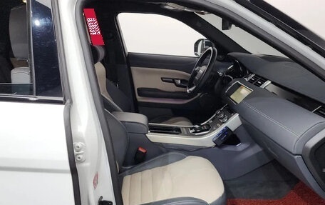 Land Rover Range Rover Evoque I, 2019 год, 2 200 000 рублей, 6 фотография