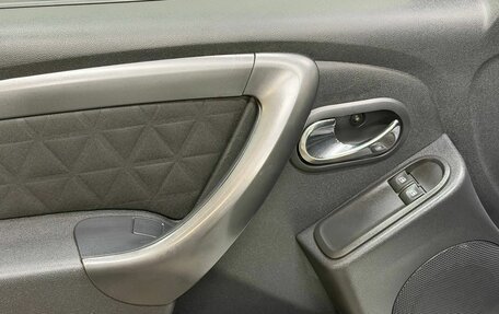 Renault Duster I рестайлинг, 2017 год, 1 317 000 рублей, 11 фотография