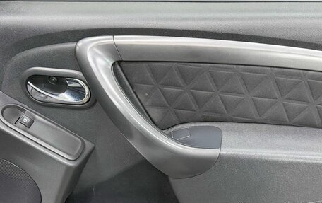 Renault Duster I рестайлинг, 2017 год, 1 317 000 рублей, 12 фотография