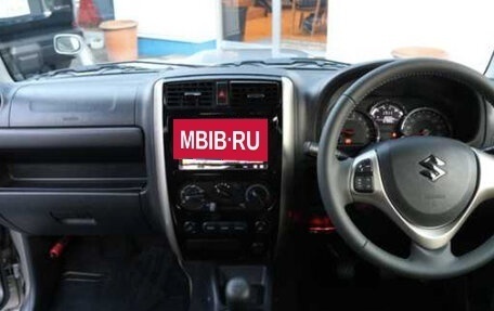 Suzuki Jimny, 2015 год, 680 000 рублей, 9 фотография