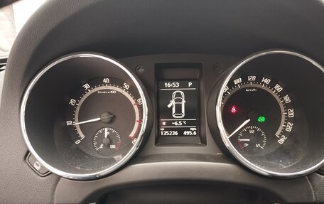 Skoda Yeti I рестайлинг, 2017 год, 1 480 000 рублей, 6 фотография