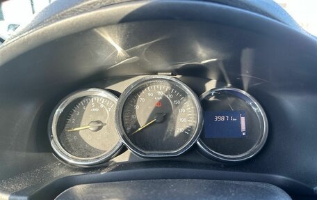 Renault Logan II, 2018 год, 799 000 рублей, 4 фотография