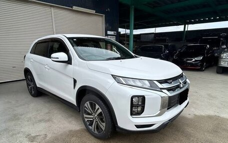 Mitsubishi RVR III рестайлинг, 2022 год, 1 628 000 рублей, 8 фотография