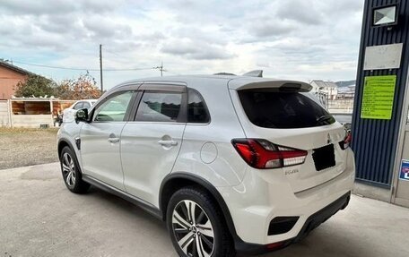 Mitsubishi RVR III рестайлинг, 2022 год, 1 628 000 рублей, 4 фотография