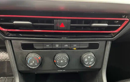 Volkswagen Lavida, 2023 год, 1 293 600 рублей, 13 фотография