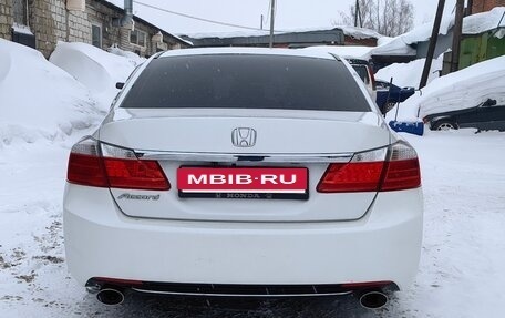 Honda Accord IX рестайлинг, 2013 год, 1 300 000 рублей, 6 фотография