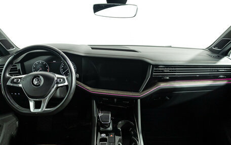 Volkswagen Touareg III, 2019 год, 5 617 500 рублей, 13 фотография