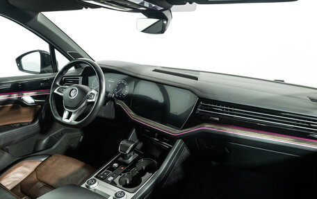 Volkswagen Touareg III, 2019 год, 5 617 500 рублей, 9 фотография